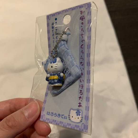 Vintage 2001 Hello Kitty Blue Kimono Charm Cellphone Key chain - Picture 3 of 7